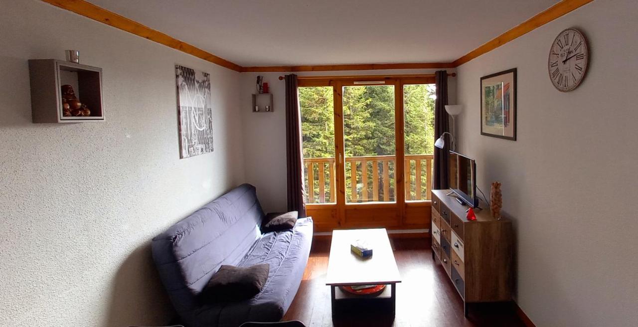 Apartment Superbesse 4-6 Pers. 2 Ch. Dans 3 Etoile Avec Piscine